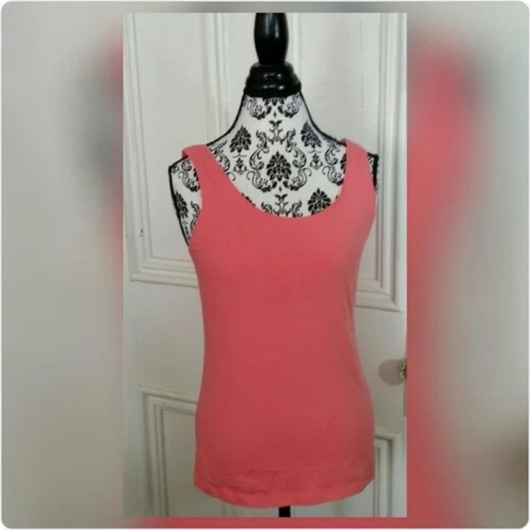 *Coral Twinset - Picture 2 of 5